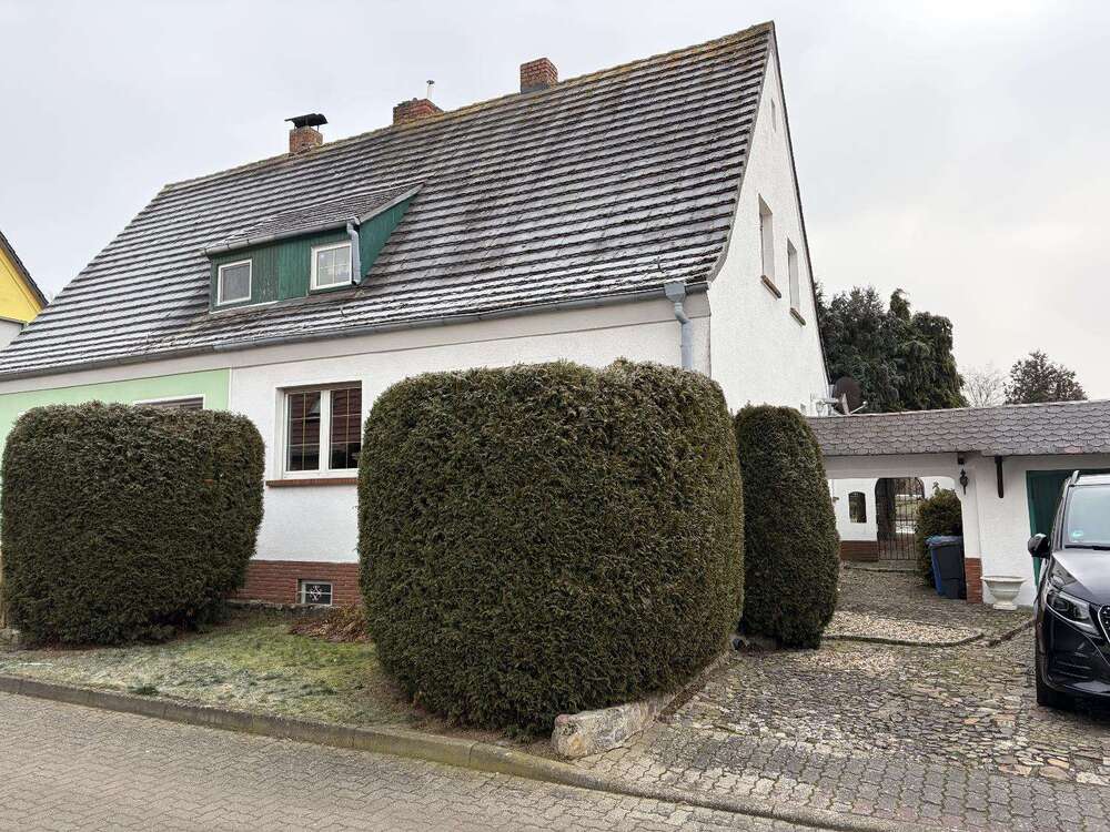 Thumbnail-Haus zum Kaufen in Magdeburg 200.000,00 € 112 m²