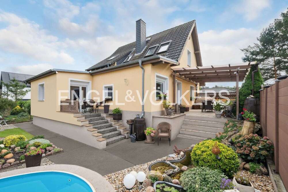 Thumbnail-Haus zum Kaufen in Blankenfelde-Mahlow 585.000,00 € 130 m²