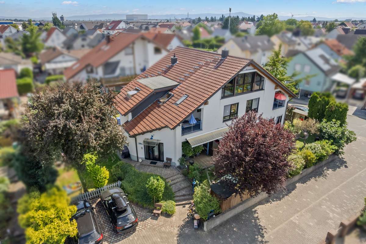 Thumbnail-Haus zum Kaufen in Biebesheim am Rhein 720.000,00 € 363 m²