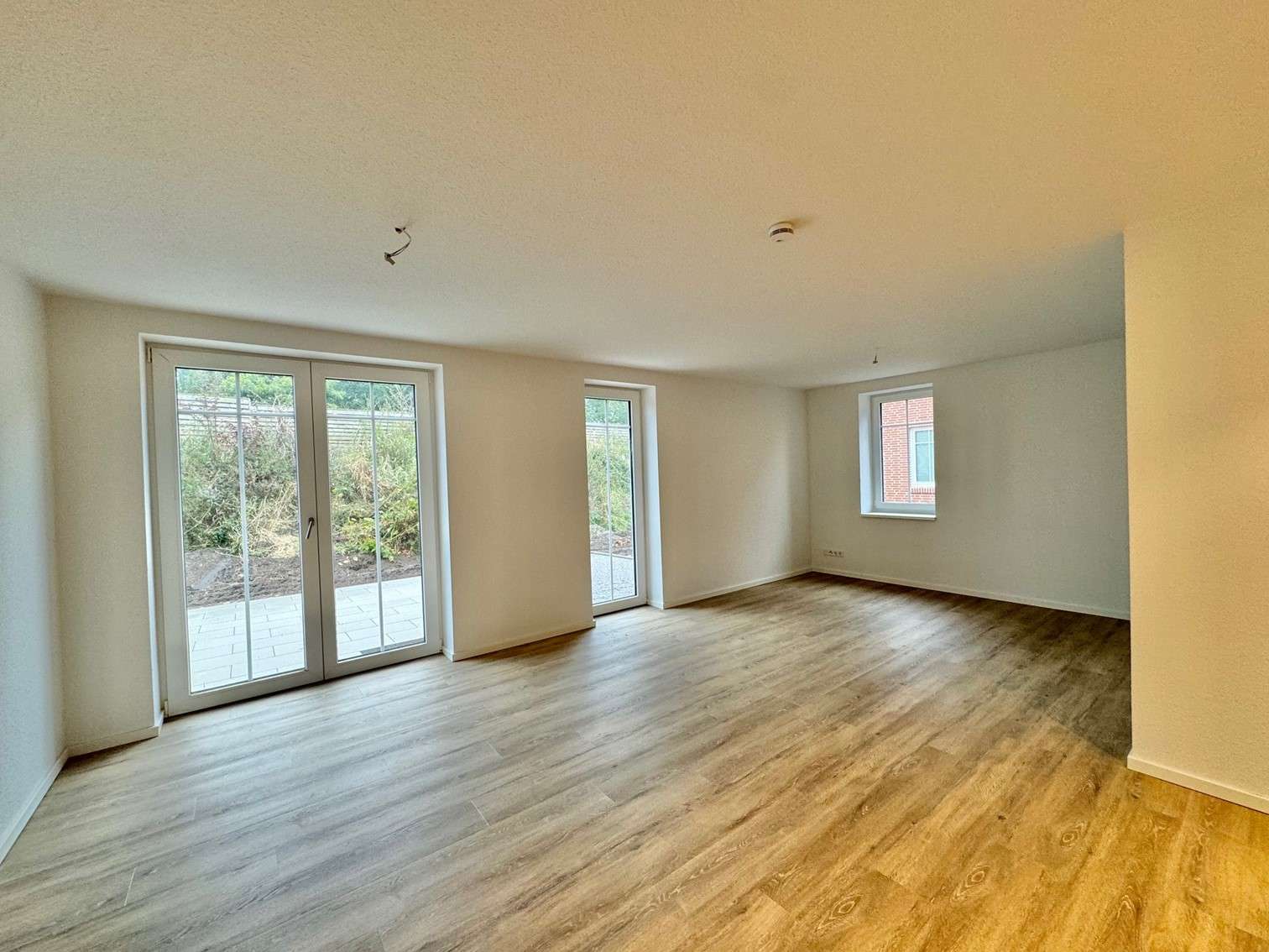 Thumbnail-Haus zum Mieten in Elsfleth 1.200,00 € 155.75 m²