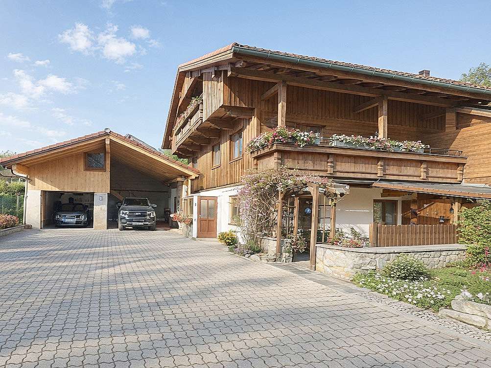 Thumbnail-Wohnung zum Kaufen in Königsdorf Niederham 348.000,00 € 74 m²