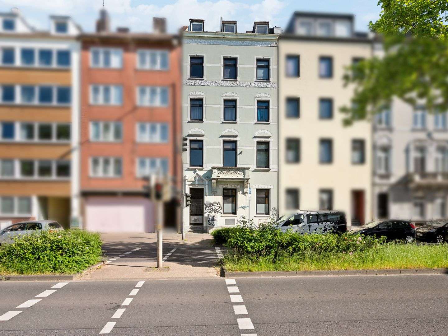 Thumbnail-Haus zum Kaufen in Aachen 499.000,00 € 295 m²