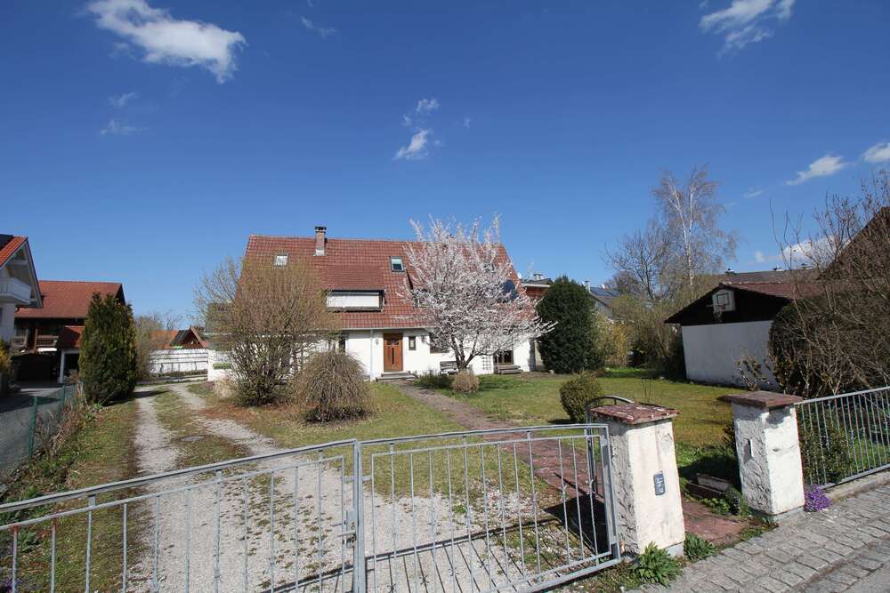 Thumbnail-Haus zum Kaufen in Geretsried 995.000,00 € 263.24 m²