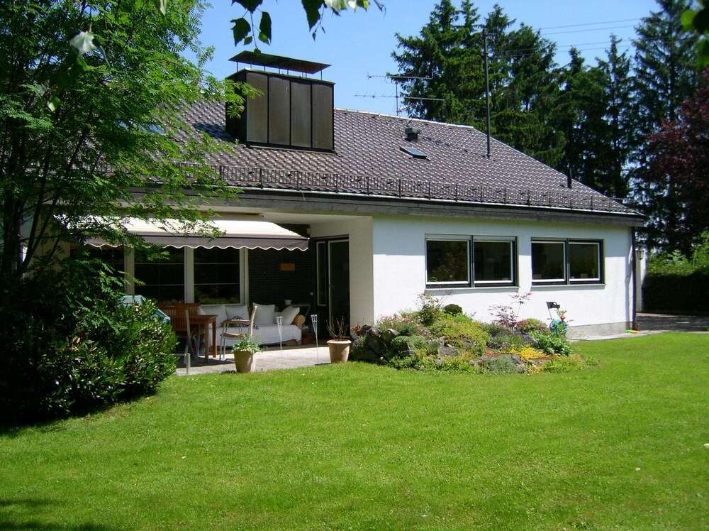 Thumbnail-Haus zum Mieten in Dachau 2.290,00 € 235 m²