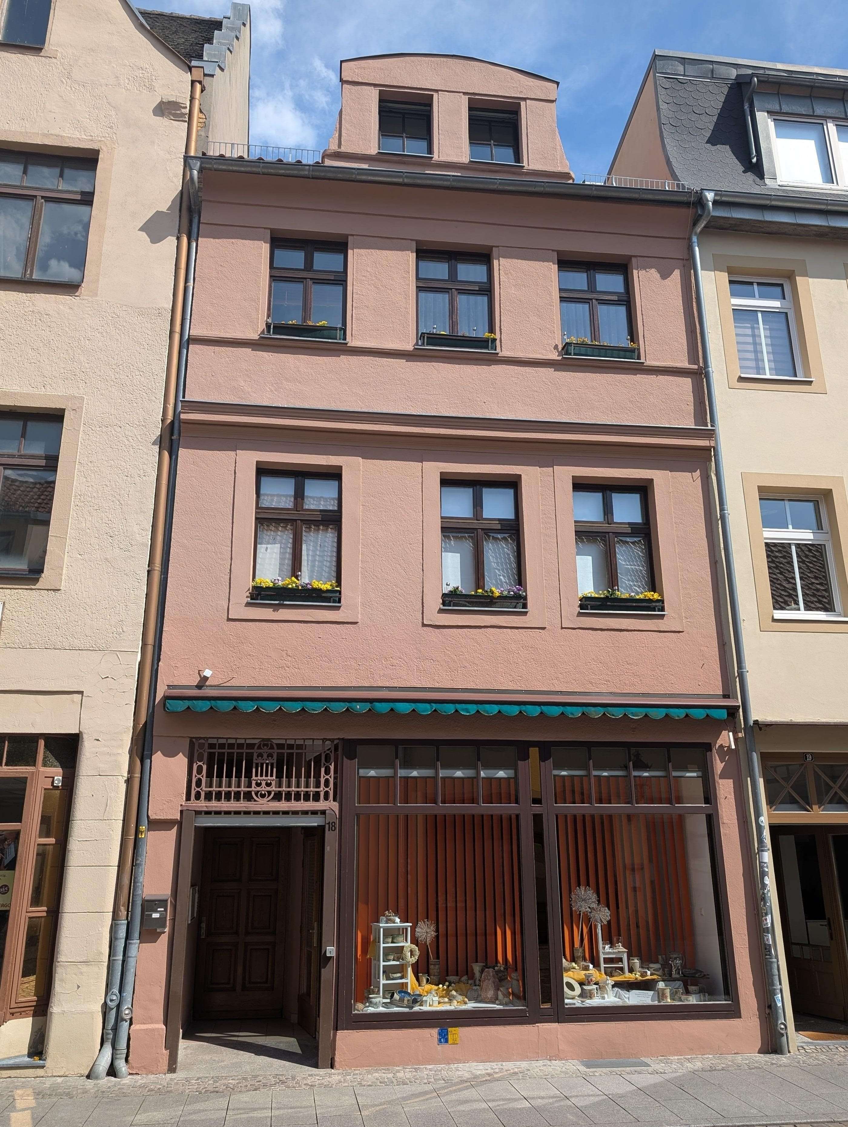 Thumbnail-Haus zum Kaufen in Lutherstadt Wittenberg 399.000,00 € 205 m²
