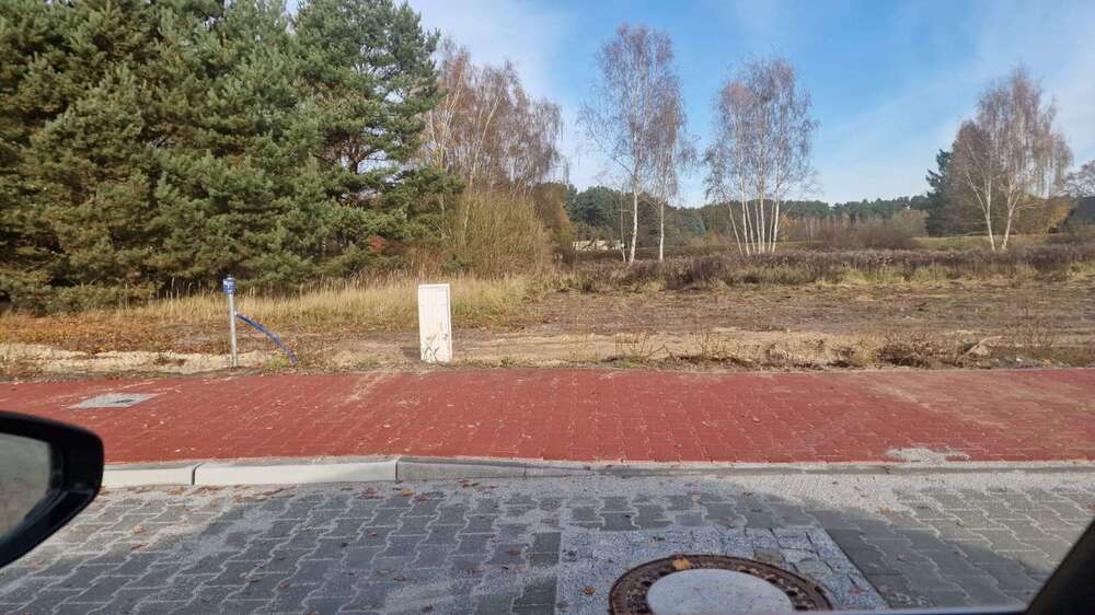 Thumbnail-Grundstück zu verkaufen in Friedersdorf 105.000,00 € 700 m²