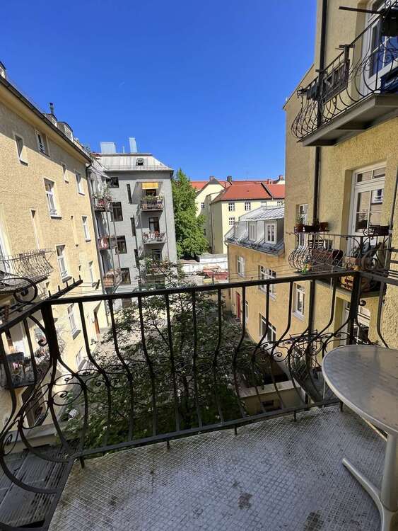 Thumbnail-Wohnung zum Kaufen in München 655.000,00 € 52.54 m²