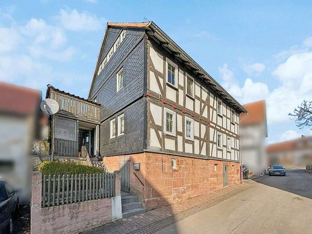 Thumbnail-Haus zum Kaufen in Cölbe 299.000,00 € 205.23 m²