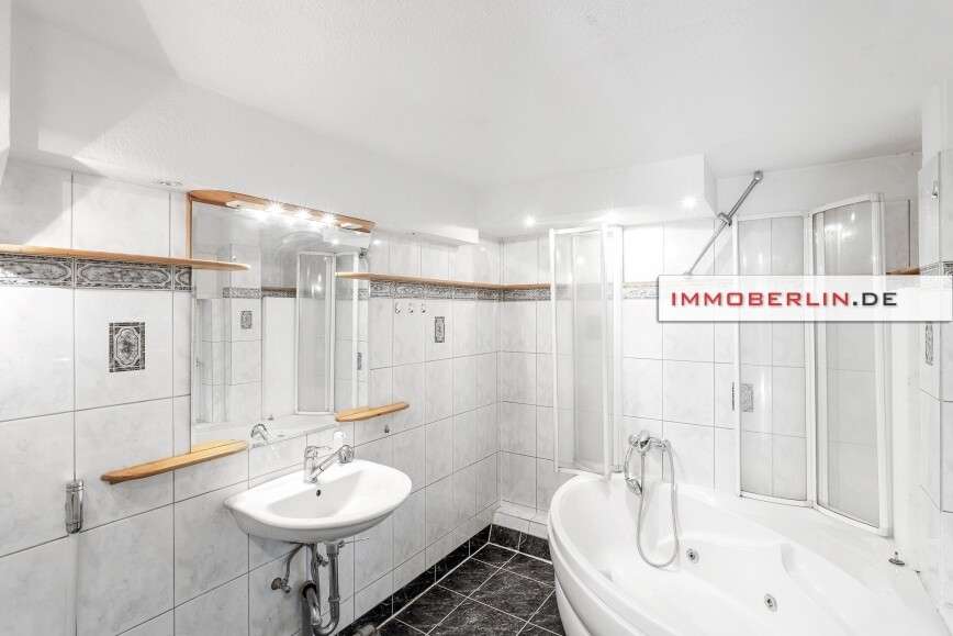 Thumbnail-Haus zum Kaufen in Berlin 625.000,00 € 238 m²
