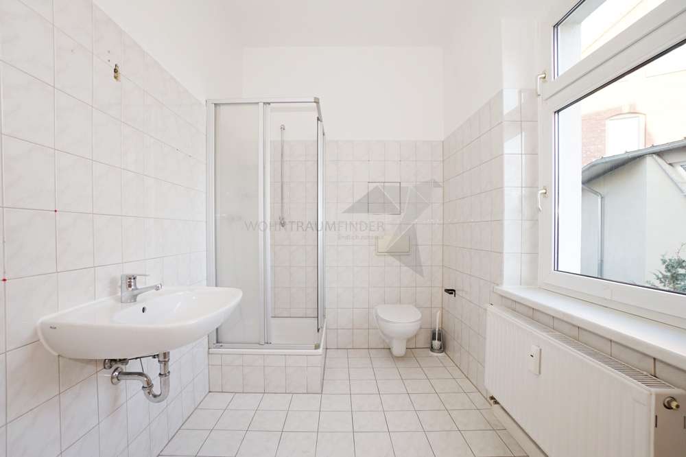 Thumbnail-Wohnung zum Mieten in Zwickau Niederplanitz 210,00 € 35.6 m²