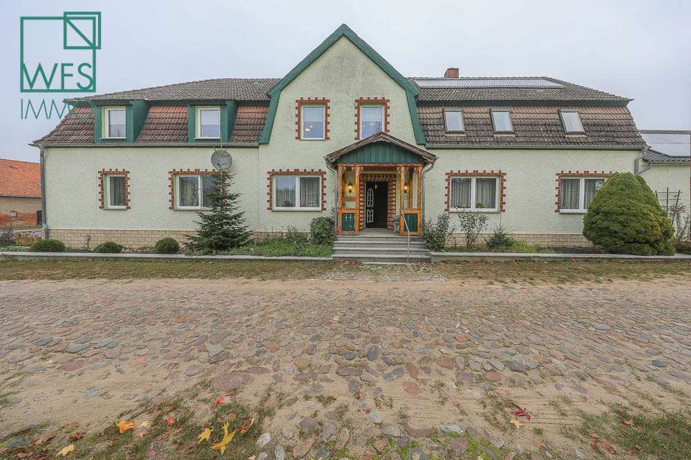 Thumbnail-Haus zum Kaufen in Marienfließ 699.000,00 € 680 m²