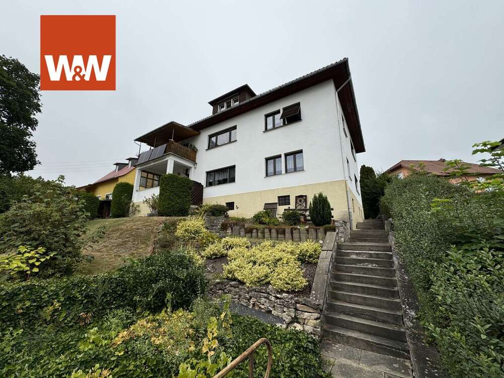 Thumbnail-Wohnung zum Kaufen in Rudolstadt 105.000,00 € 92 m²