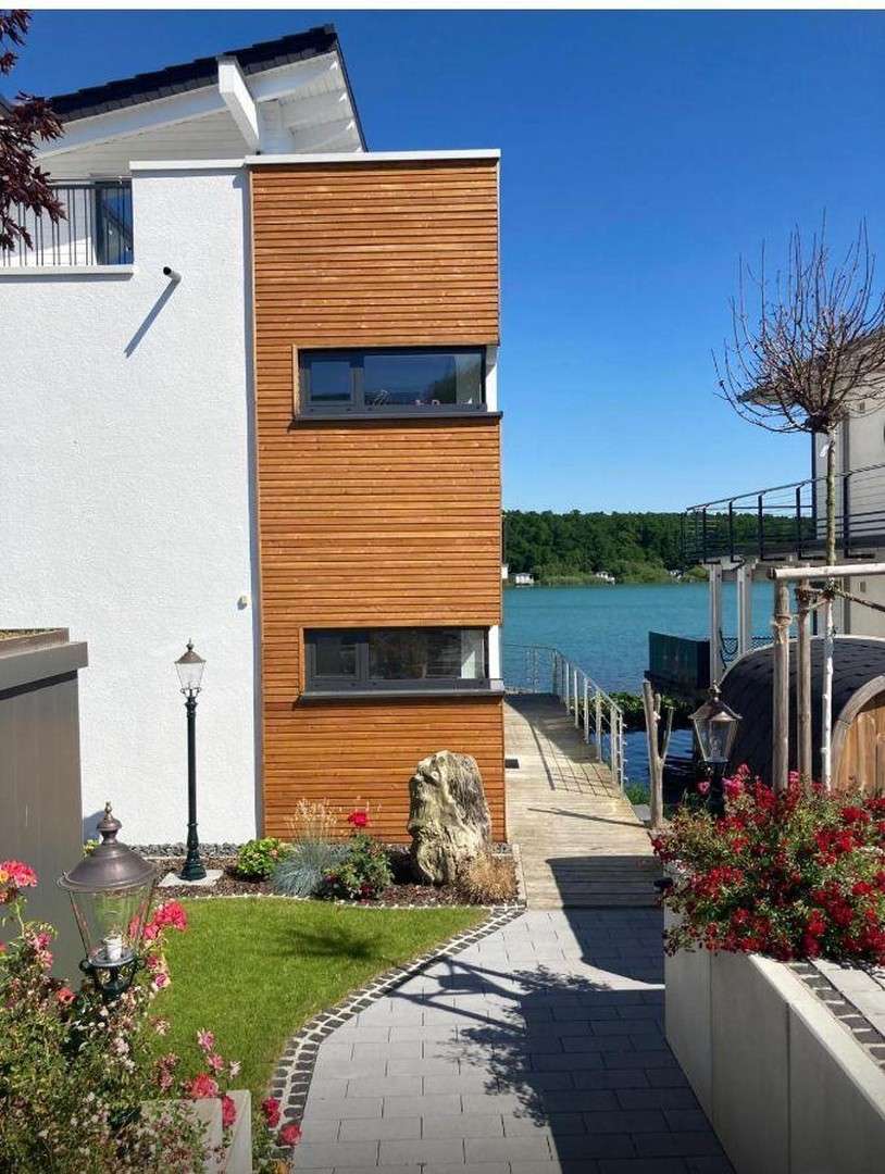 Thumbnail-Haus zum Kaufen in Neukieritzsch 1.300.000,00 € 153 m²