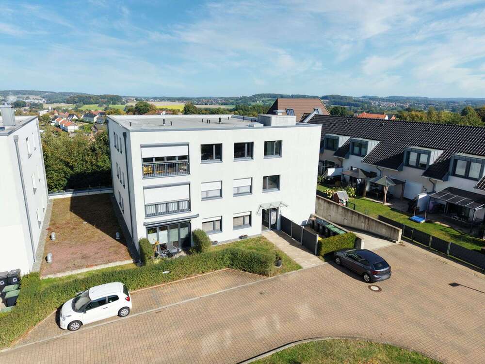 Thumbnail-Wohnung zum Mieten in Georgsmarienhütte 990,00 € 93.67 m²