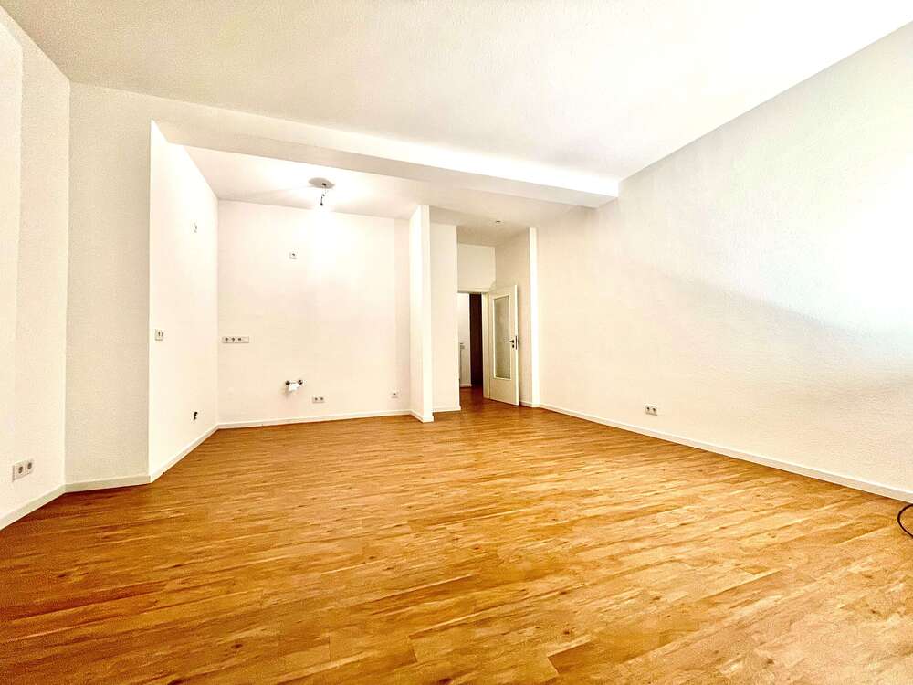 Thumbnail-Wohnung zum Mieten in Düsseldorf 1.128,00 € 89.65 m²