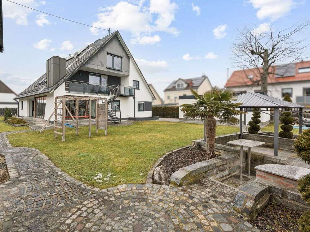 Thumbnail-Haus zum Kaufen in Königsbrunn 1.398.000,00 € 259.65 m²