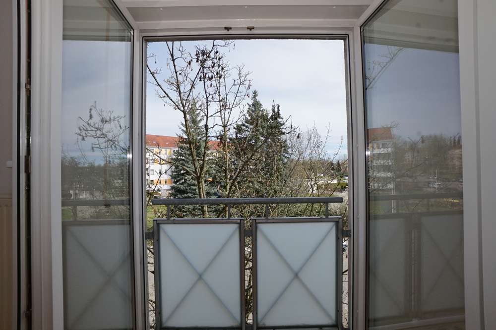 Thumbnail-Wohnung zum Mieten in Zwickau 525,00 € 79.96 m²