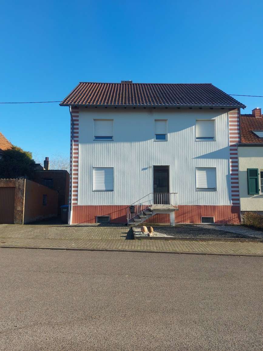 Thumbnail-Haus zum Kaufen in Wadgassen 185.000,00 € 160 m²