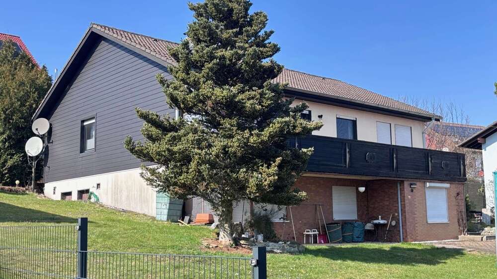 Thumbnail-Haus zum Kaufen in Feldatal-Ermenrod 219.000,00 € 196 m²