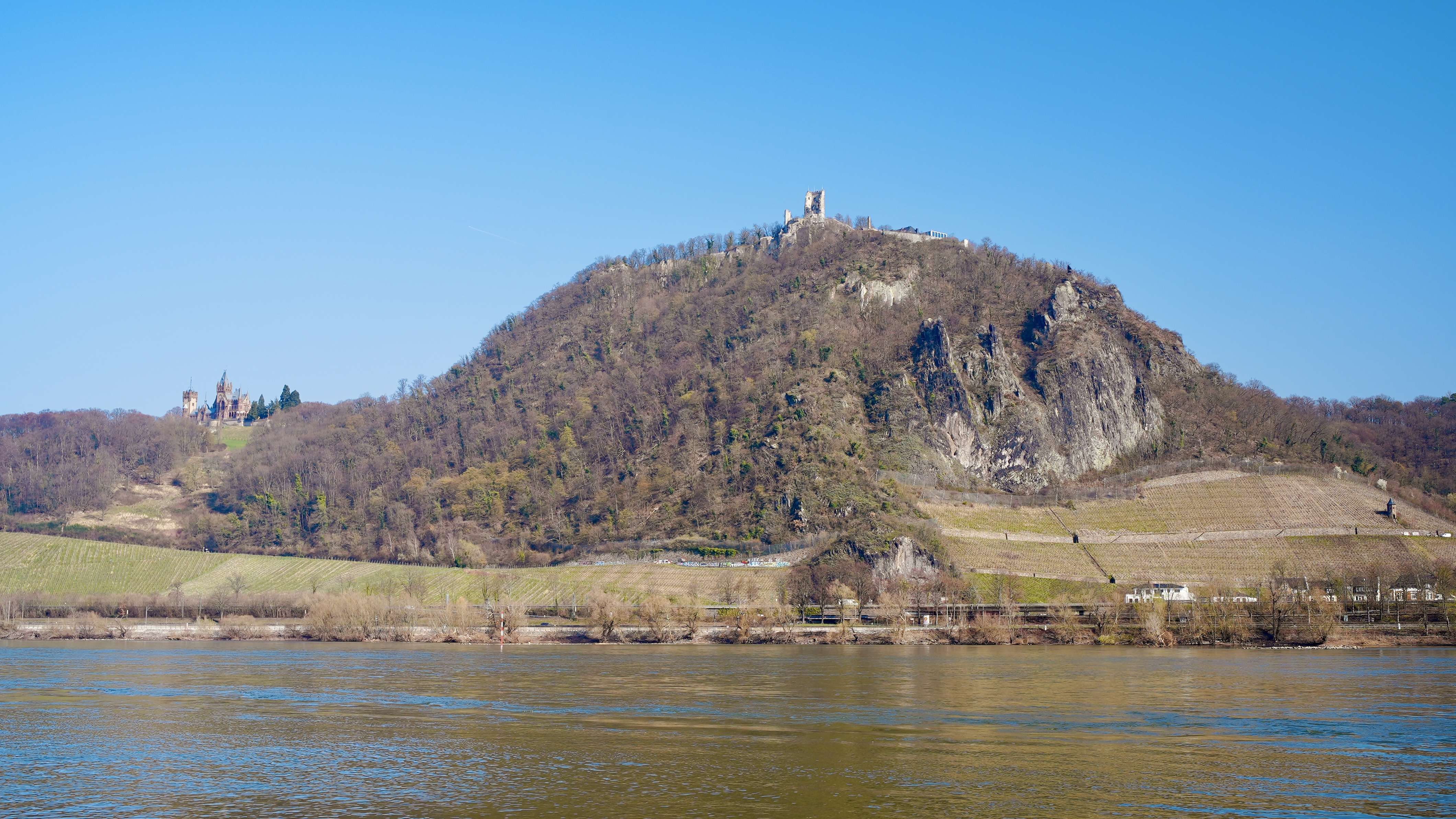 Thumbnail-Haus zum Kaufen in Bonn 1.820.000,00 € 228 m²