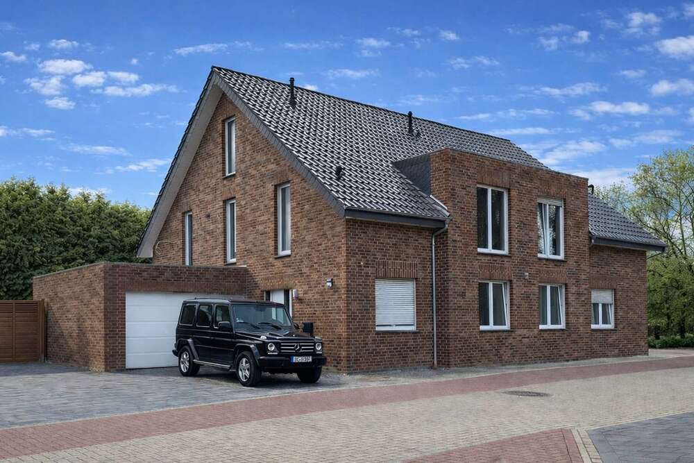 Thumbnail-Haus zum Kaufen in Versmold 536.000,00 € 275.5 m²