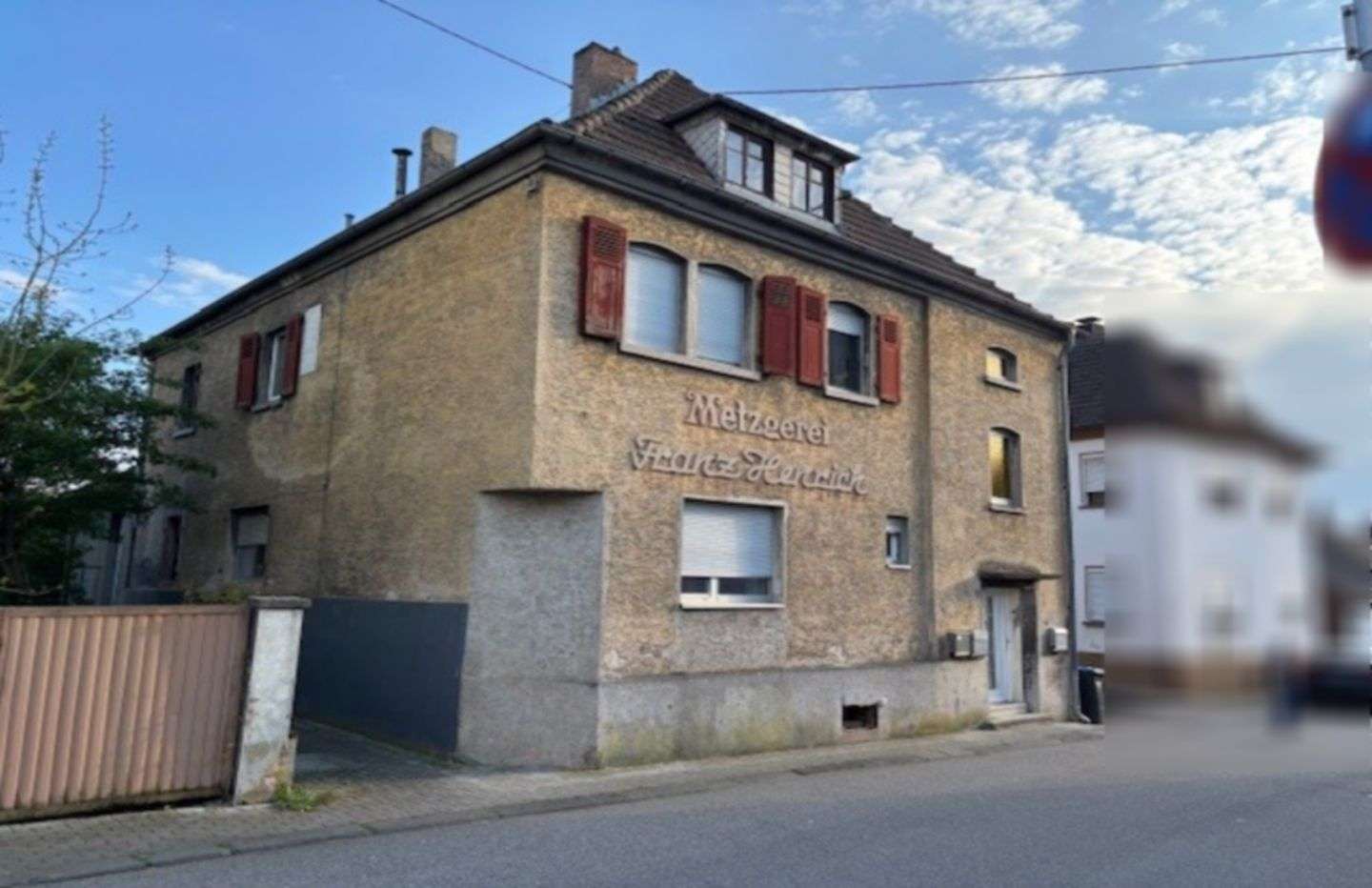 Thumbnail-Haus zum Kaufen in Wiebelskirchen 220.000,00 € 225 m²