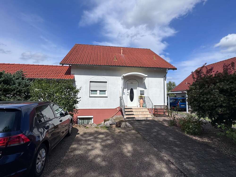 Thumbnail-Haus zum Kaufen in Buseck 549.000,00 € 186 m²