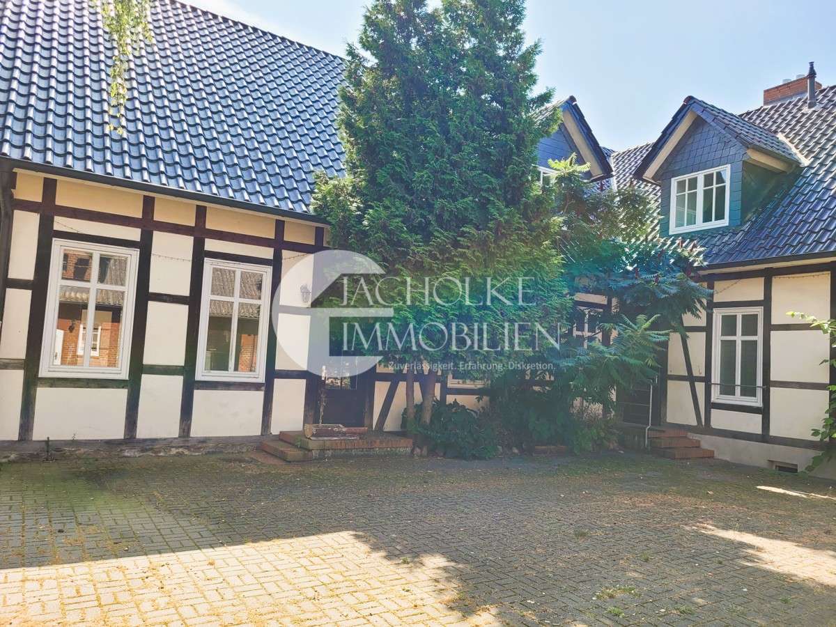 Thumbnail-Haus zum Kaufen in Diesdorf 399.000,00 € 976 m²