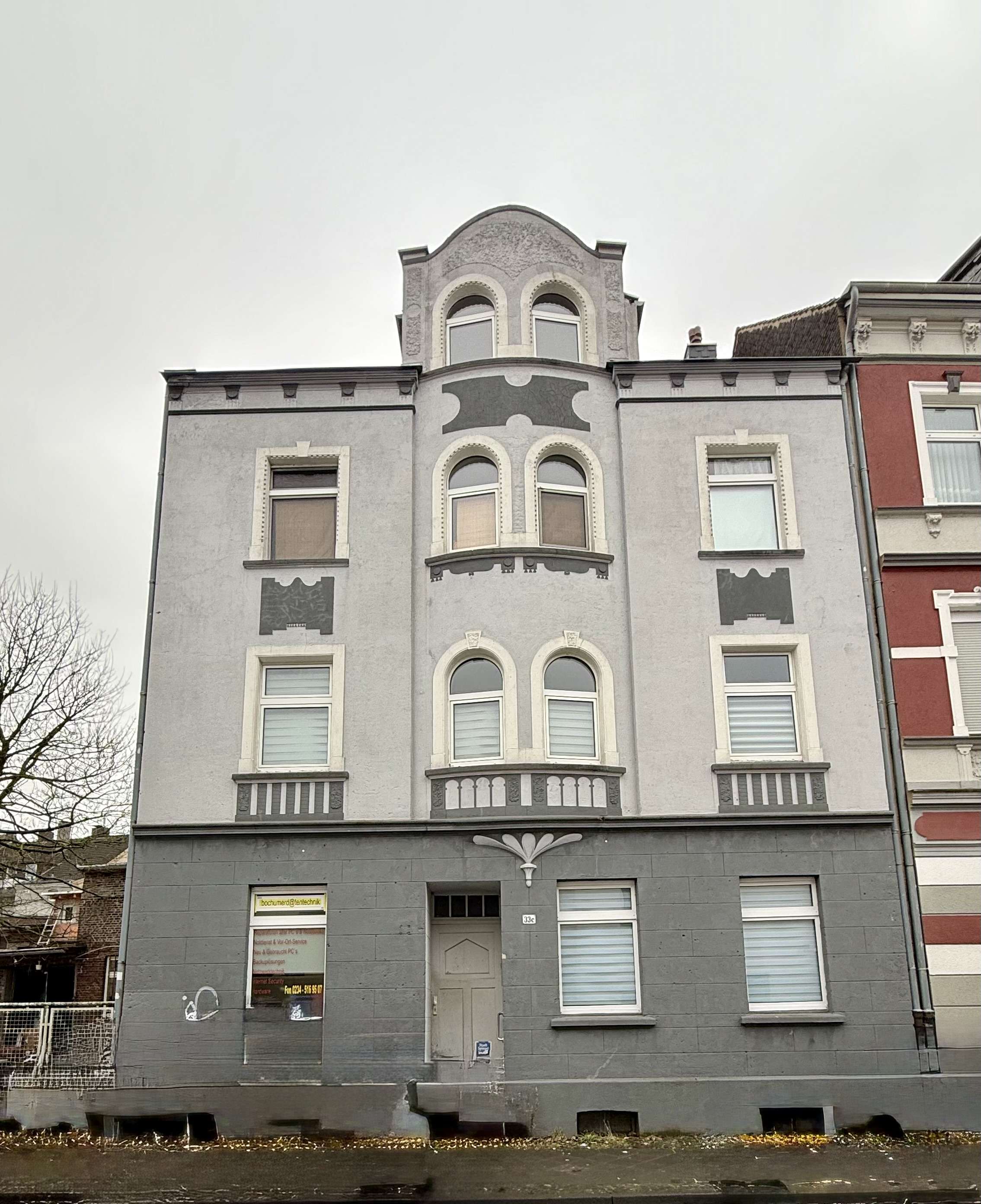 Thumbnail-Haus zum Kaufen in Bochum 399.000,00 € 280 m²