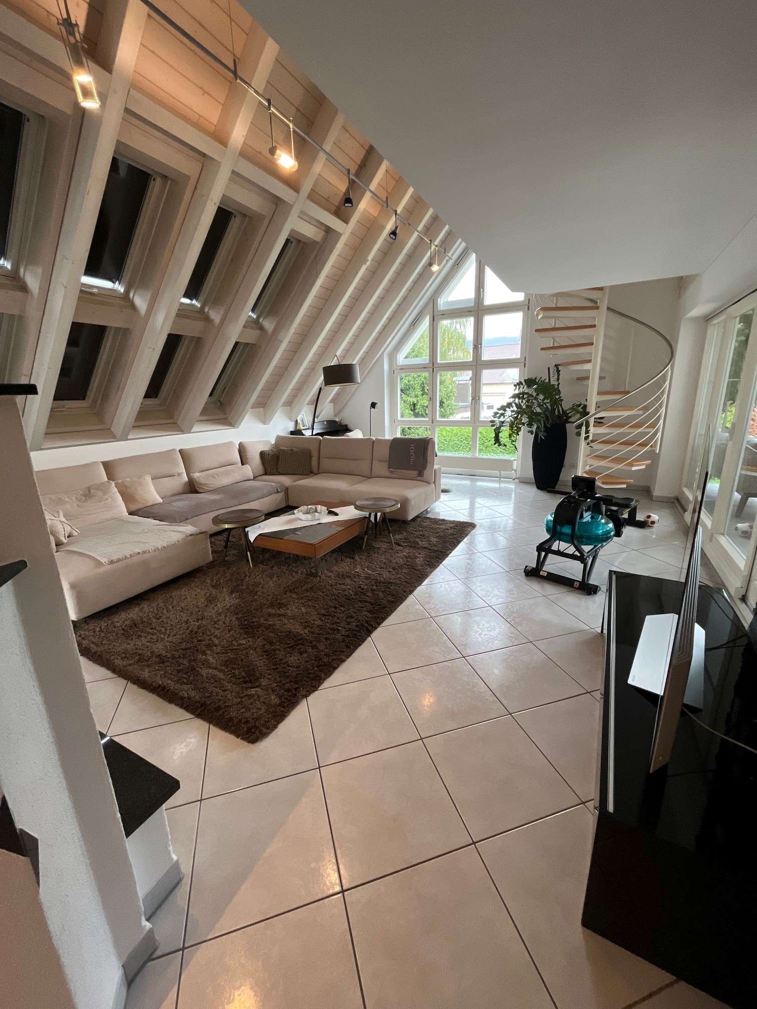 Thumbnail-Haus zum Kaufen in Bissingen 1.225.000,00 € 265 m²