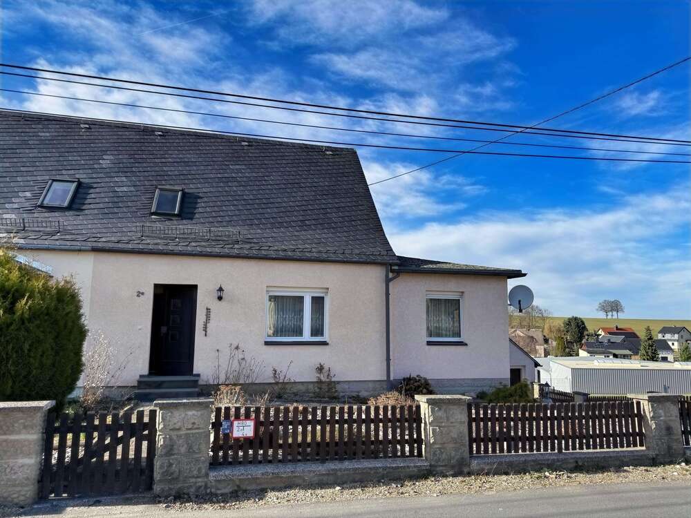 Thumbnail-Haus zum Kaufen in Limbach-Oberfrohna 145.000,00 € 90 m²