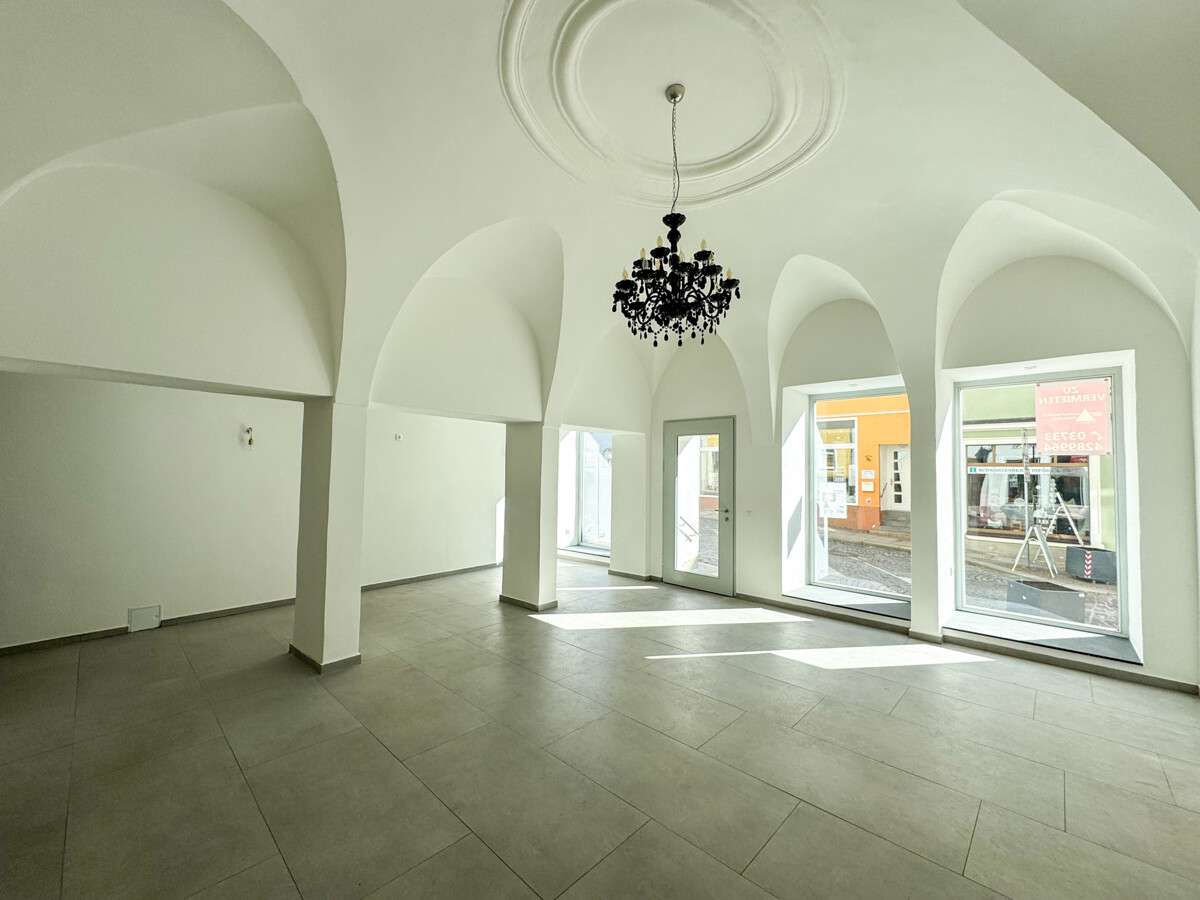 Thumbnail-Einzelhandel in Schwarzenberg 1.800,00 € 145 m²