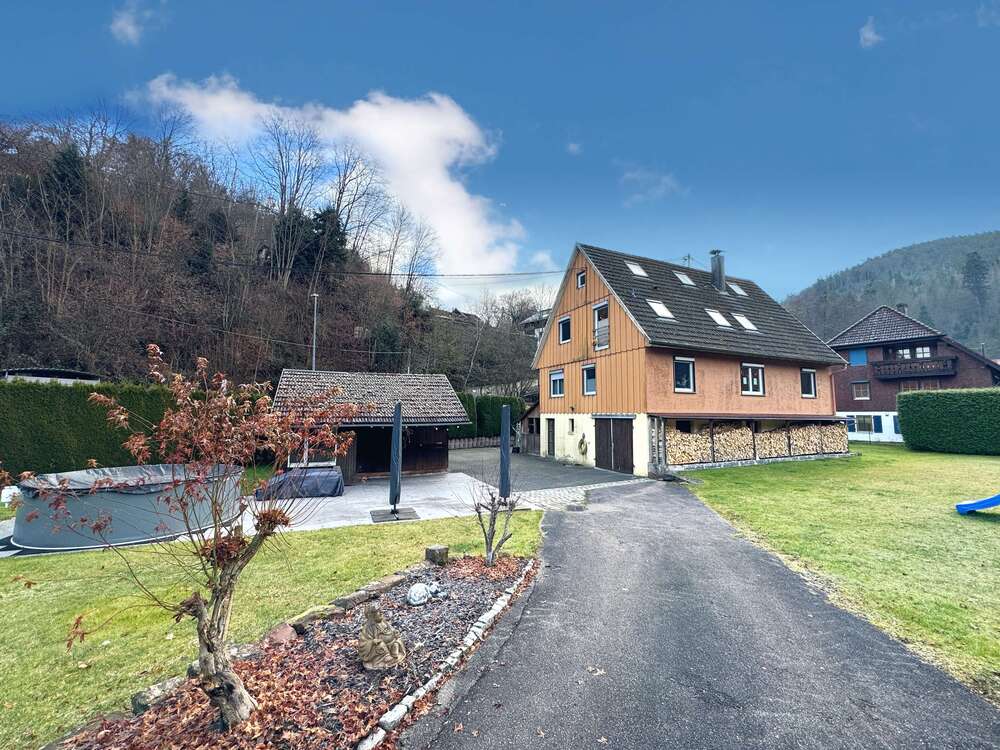 Thumbnail-Haus zum Kaufen in Bad Wildbad 529.000,00 € 173 m²