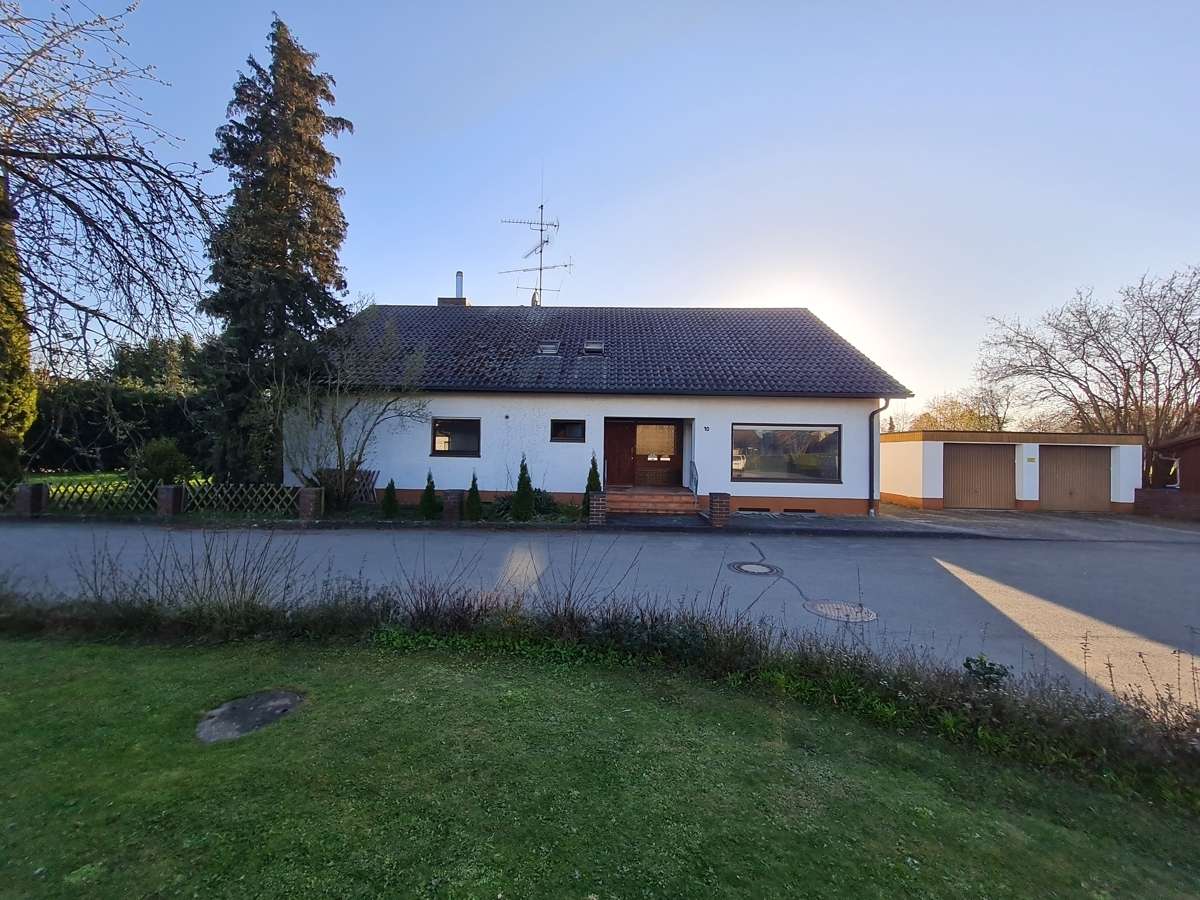 Thumbnail-Haus zum Kaufen in Unlingen 395.000,00 € 262.57 m²
