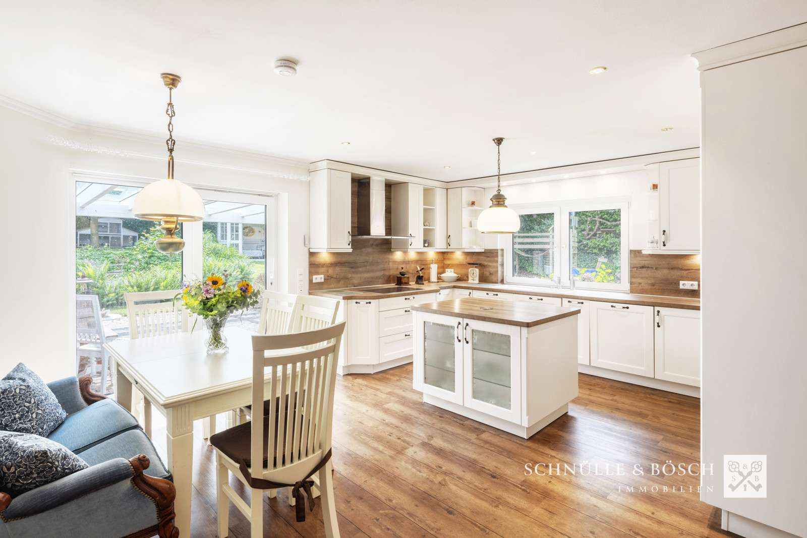 Thumbnail-Haus zum Kaufen in Stade 1.249.000,00 € 321 m²