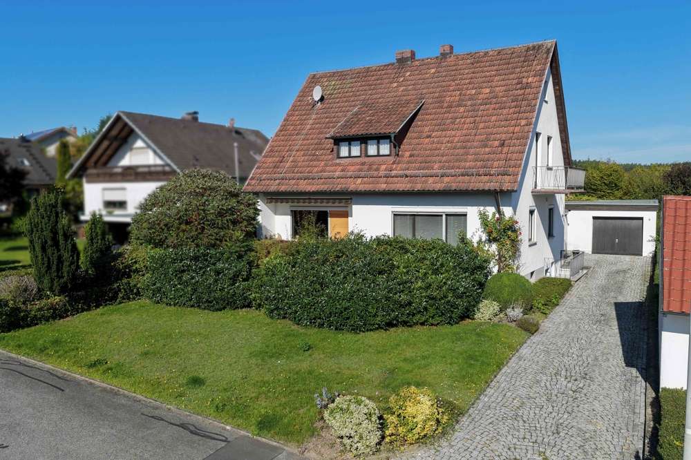 Thumbnail-Haus zum Kaufen in Weitramsdorf 265.000,00 € 135 m²