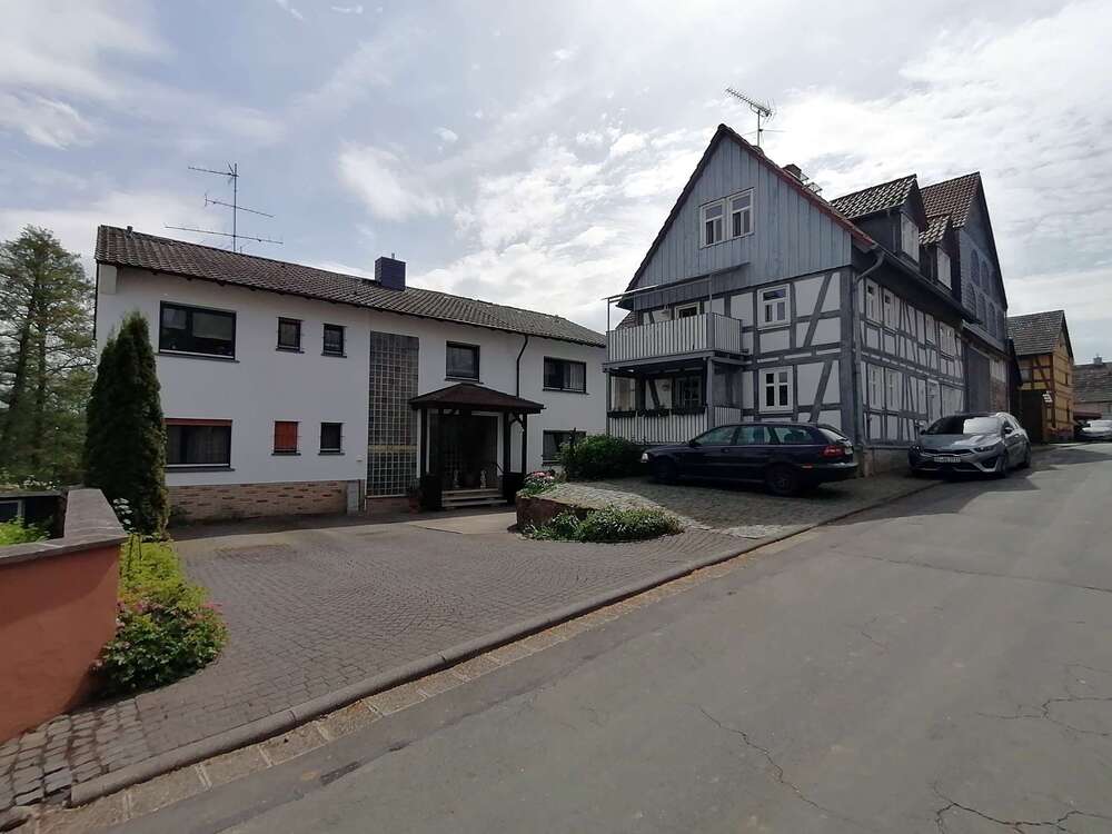 Thumbnail-Haus zum Kaufen in Mücke-Nieder-Ohmen 425.000,00 € 403 m²