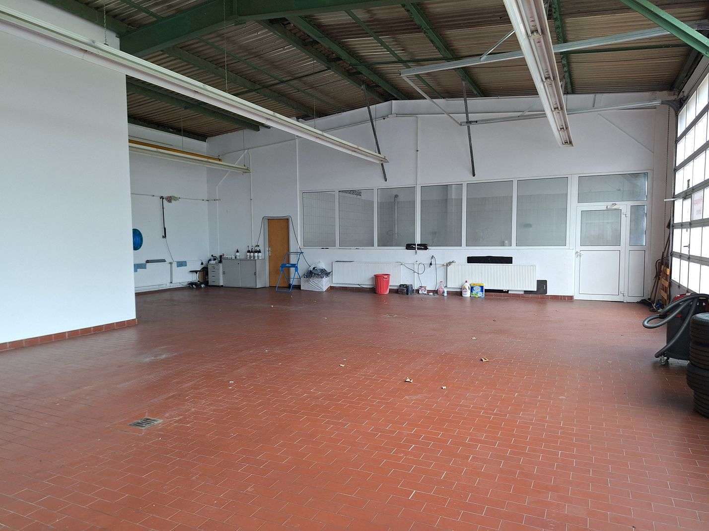 Thumbnail-Halle in Greifswald 950,00 € 150 m²