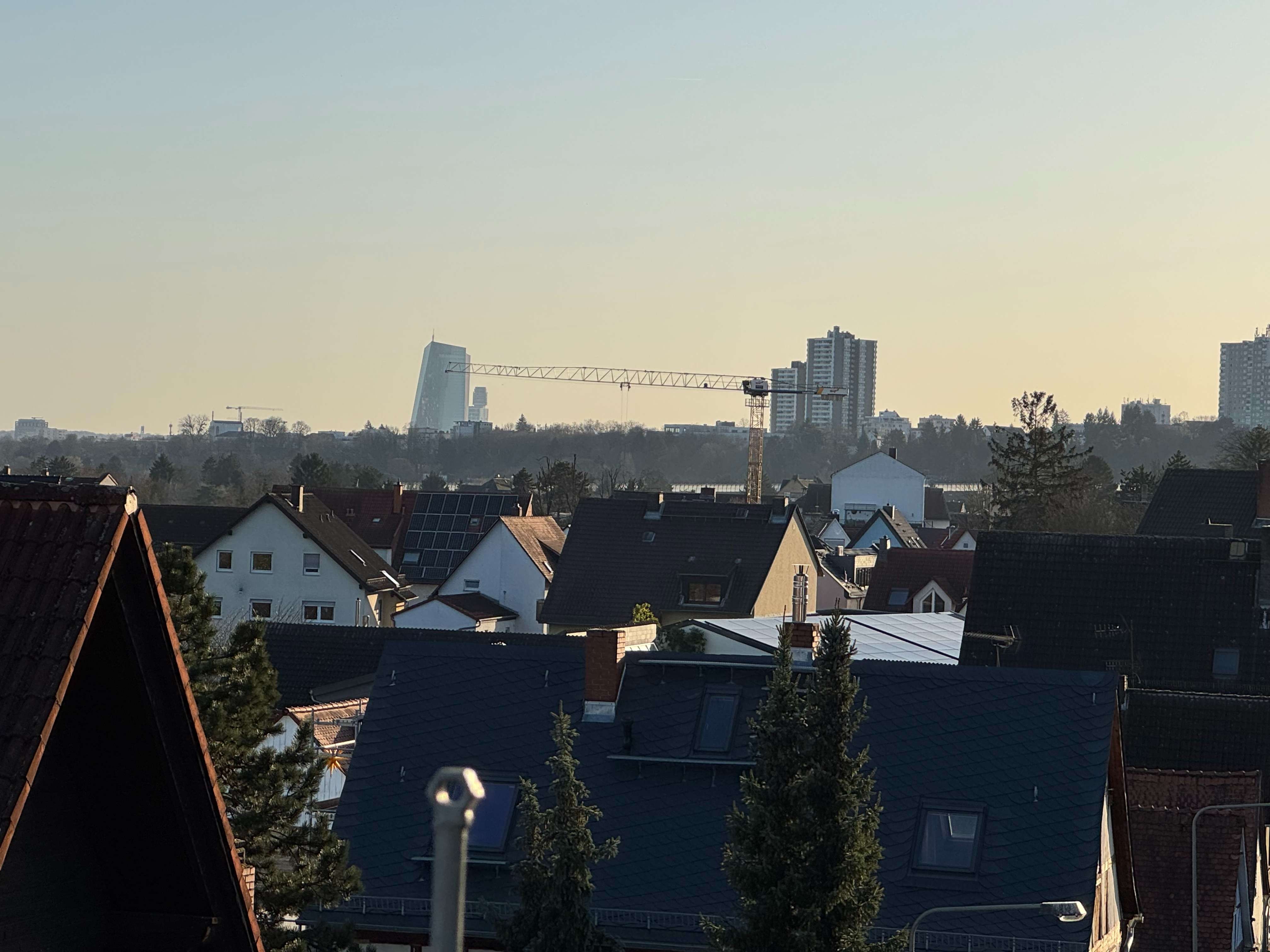 Thumbnail-Wohnung zum Kaufen in Frankfurt am Main 435.000,00 € 129 m²