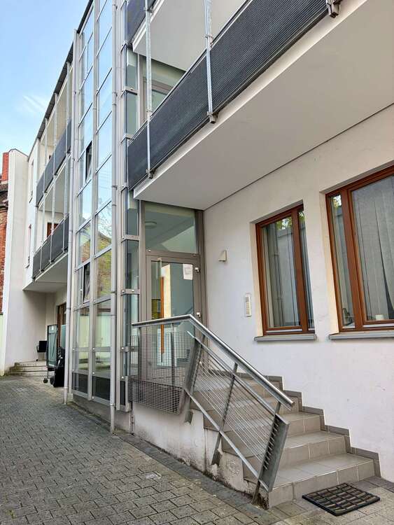 Thumbnail-Wohnung zum Mieten in Wiesbaden 1.100,00 € 91 m²