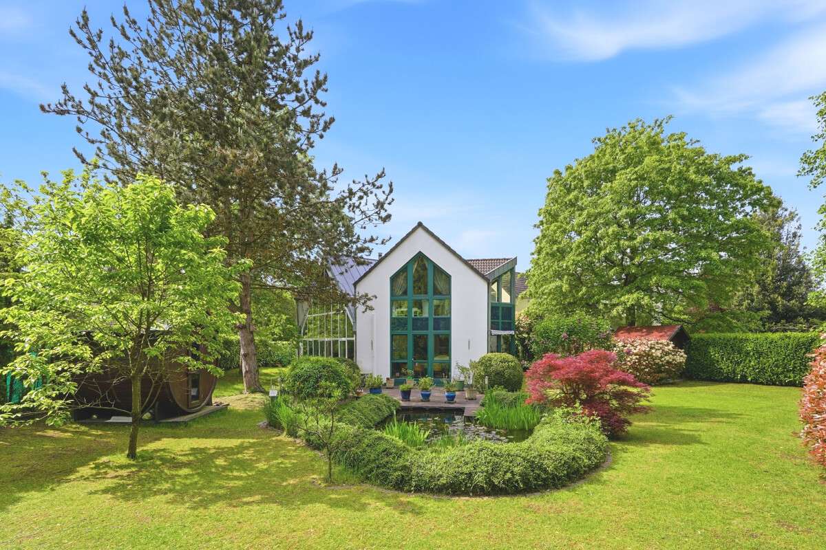Thumbnail-Haus zum Kaufen in Köln 1.399.000,00 € 190 m²