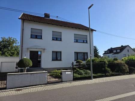 Thumbnail-Haus zum Kaufen in Wallerfangen 438.000,00 € 149 m²