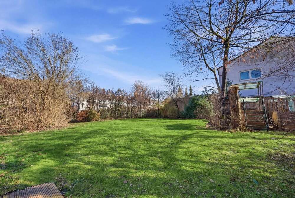 Thumbnail-Grundstück zu verkaufen in Krailling 1.100.000,00 € 518 m²