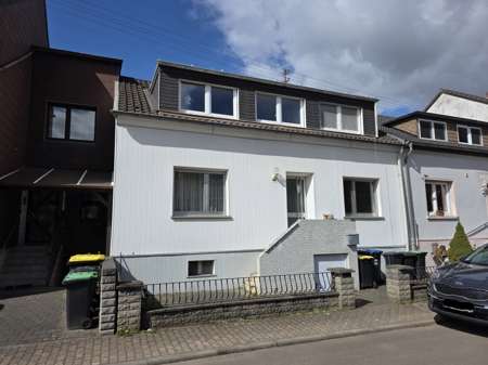 Thumbnail-Haus zum Kaufen in Ensdorf 156.000,00 € 140 m²