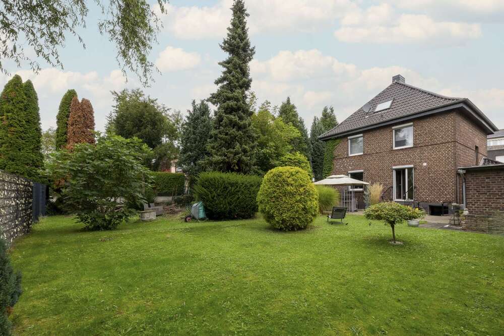 Thumbnail-Haus zum Kaufen in Köln 595.000,00 € 107 m²