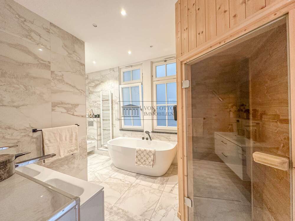 Thumbnail-Wohnung zum Kaufen in Hamburg 3.399.999,00 € 225 m²