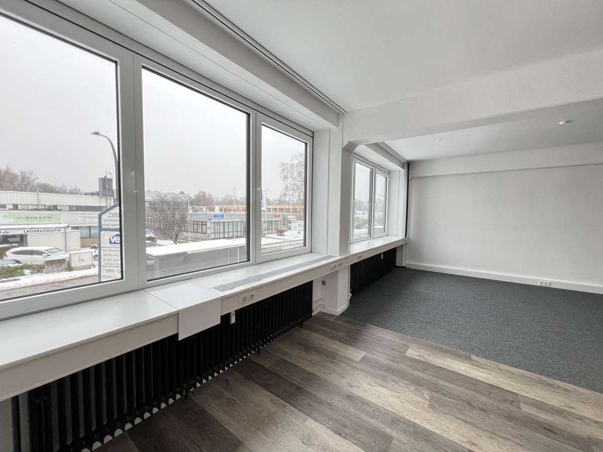 Thumbnail-Büro in Norderstedt 3.619,00 € 517 m²