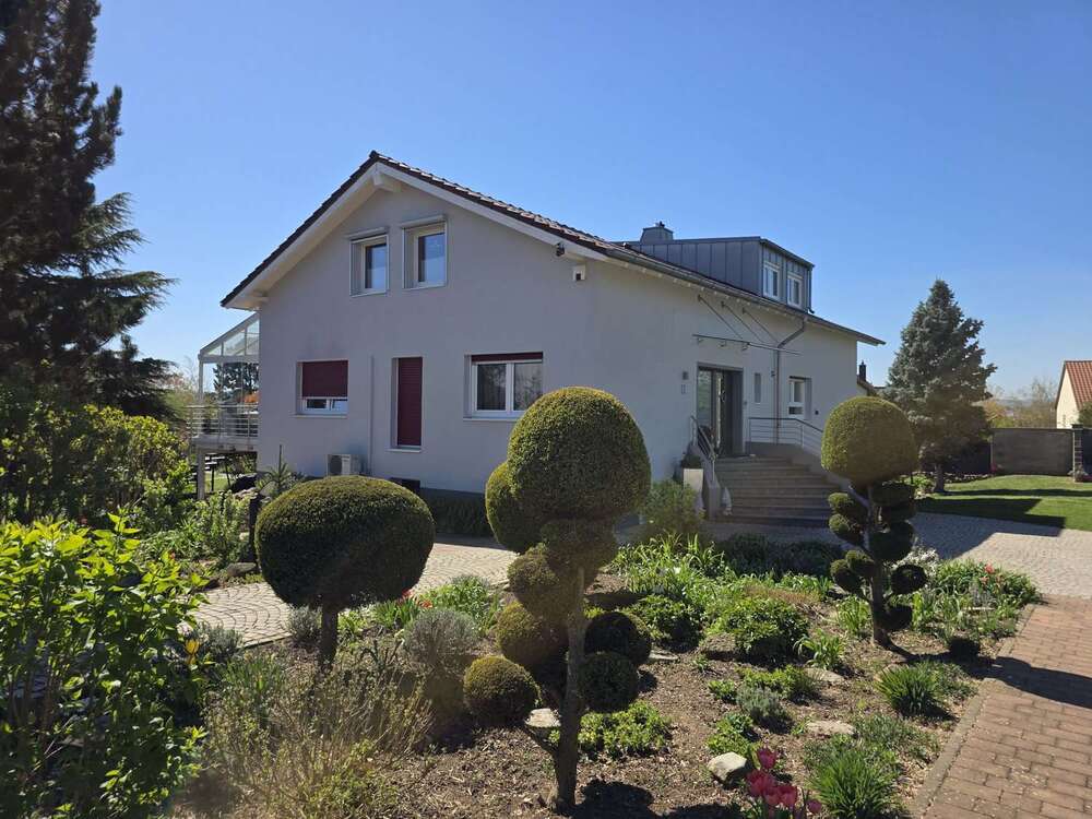 Thumbnail-Haus zum Kaufen in Gensingen 1.070.000,00 € 412 m²