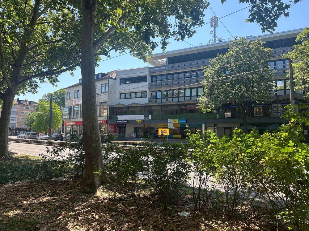 Thumbnail-Büro in Stuttgart 2.400,00 € 162 m²