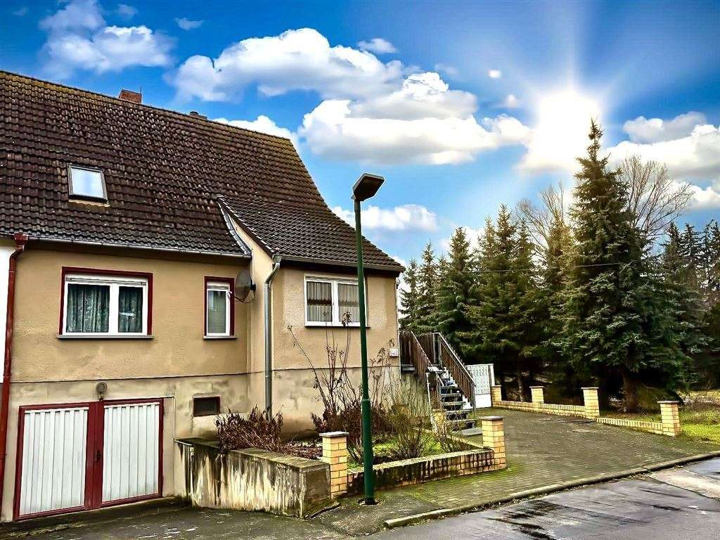 Thumbnail-Haus zum Kaufen in Reinsdorf 89.000,00 € 103.6 m²